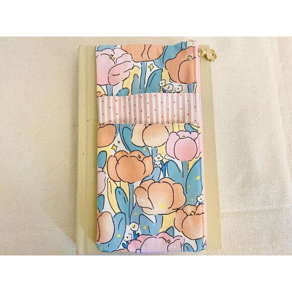 Attachable elastic bookmark pen holder with zipper, planner pen pouch, - Picture 1 of 10